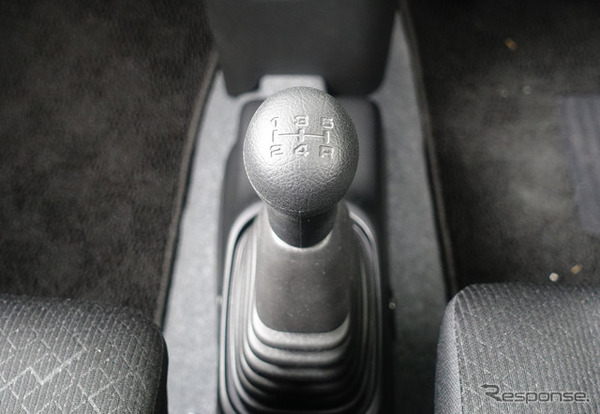スズキ ワゴンR ZL（MT車）