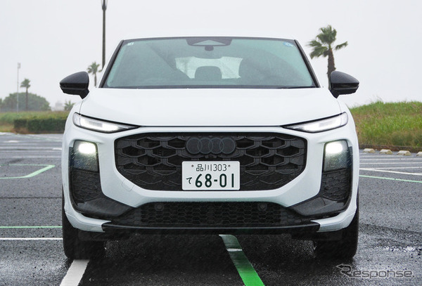 アウディ Q3スポーツバック TFSI クワトロ