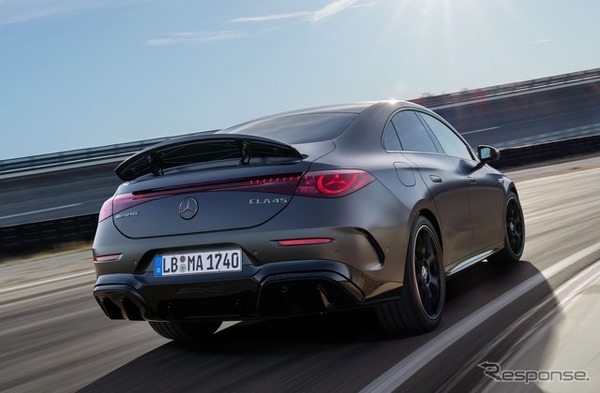 メルセデスAMG CLA 45 4MATIC+ 新型