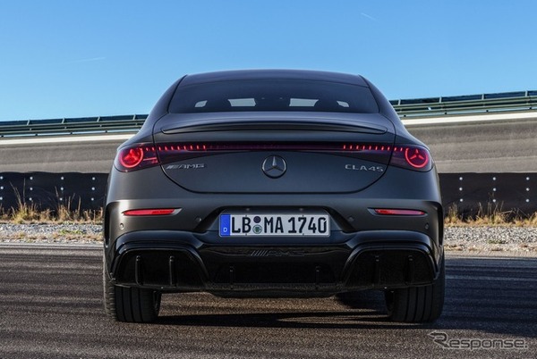 メルセデスAMG CLA 45 4MATIC+ 新型