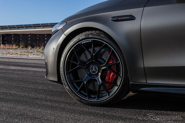 メルセデスAMG CLA 45 4MATIC+ 新型