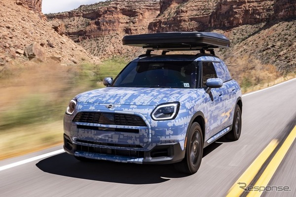 MINI『カントリーマン』のオフロード仕様のプロトタイプ