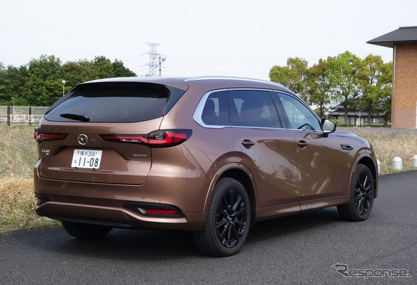 マツダ CX-80 XD-HYBRID。非ハイブリッドとの外観上の識別点はほとんどない