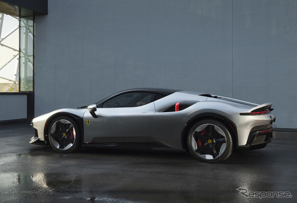 フェラーリ CZ26