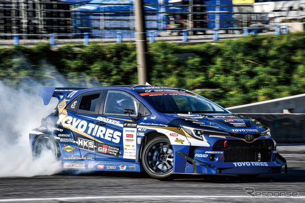 RAYS gramLIGHTS 57NR × TOYOTA GR カローラ