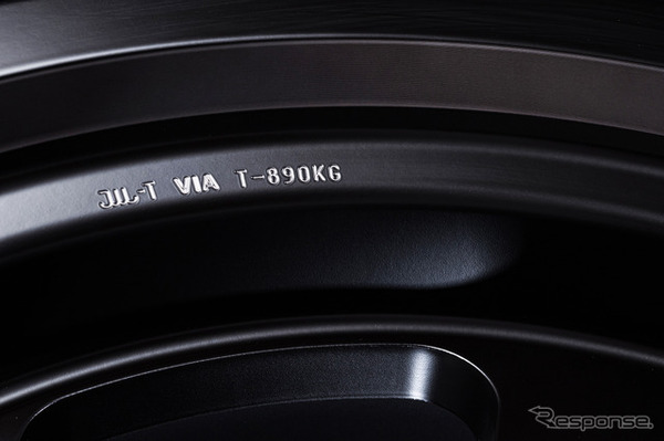 レイズ ボルクレーシング TE37 XT Black Shadow LTD.（マットトランスルーセントブラック）