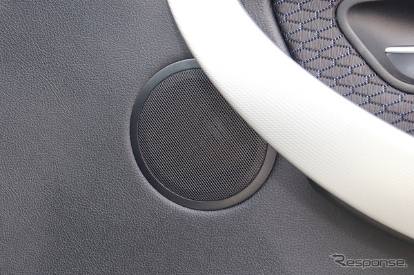 「パワーアンプ内蔵DSP」が組み込まれたオーディオカーの一例。