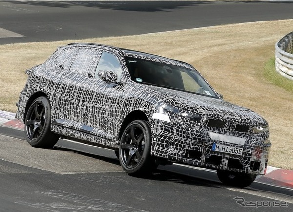 BMW iX5 M 市販型のプロトタイプ