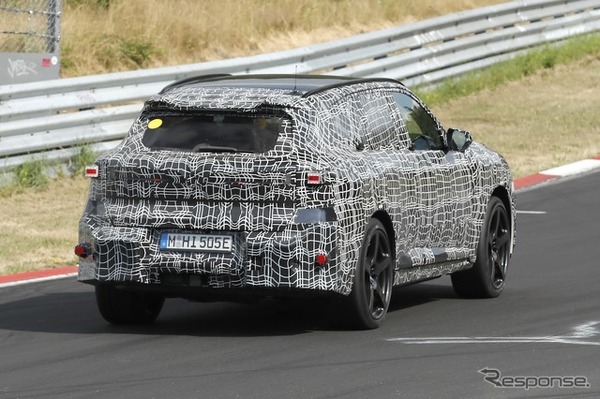 BMW iX5 M 市販型のプロトタイプ