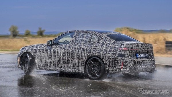 BMW 3シリーズ 新型のプロトタイプ