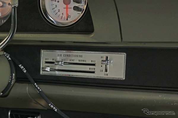 51年前のアメ車でスマホの音楽を楽しむ！ 1971年型オールズモビル『カトラス』を現代オーディオ化［car audio newcomer］by 東京車楽　前編