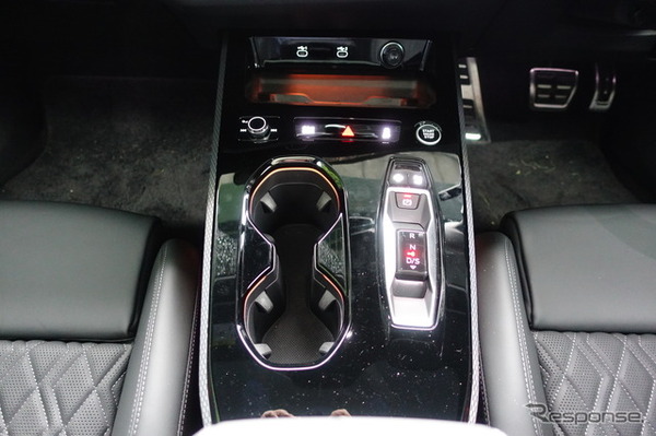 アウディ A5 TDI クワトロ