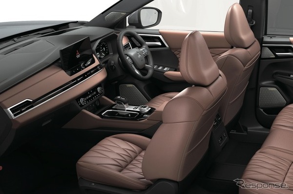 三菱 アウトランダーPHEV 現行