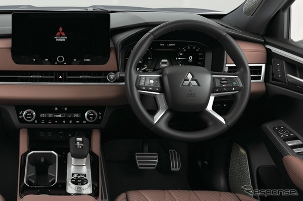 三菱 アウトランダーPHEV 現行
