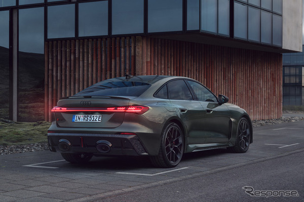 アウディ RS 5 新型