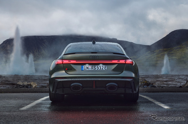 アウディ RS 5 新型