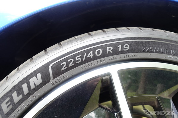 メルセデスベンツ CLA 180