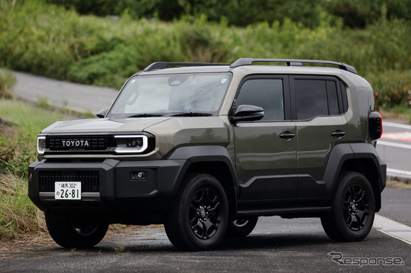 トヨタ ランドクルーザー FJ