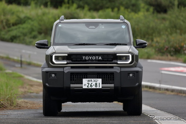 トヨタ ランドクルーザー FJ