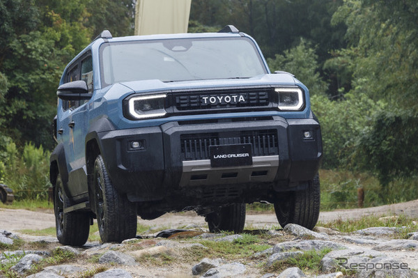 トヨタ ランドクルーザー FJ