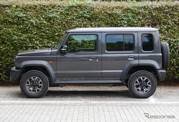 スズキ ジムニーノマド AT車