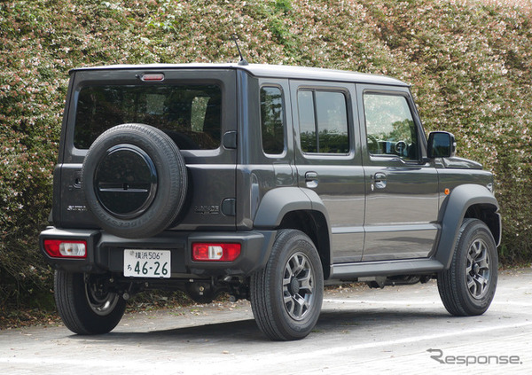 スズキ ジムニーノマド AT車