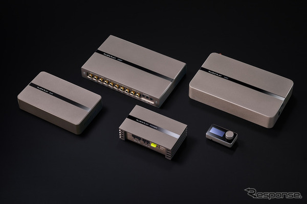 「PLUG&PLAY」の製品群。