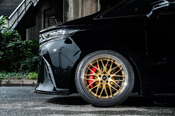 WORK LANVEC LMX（アンバーゴールド／バフアルマイト） × TOYOTA アルファード