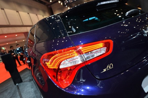 DS DS5 エディション 1955（東京モーターショー15）