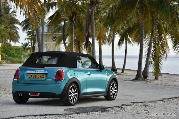 新型MINIコンバーチブル