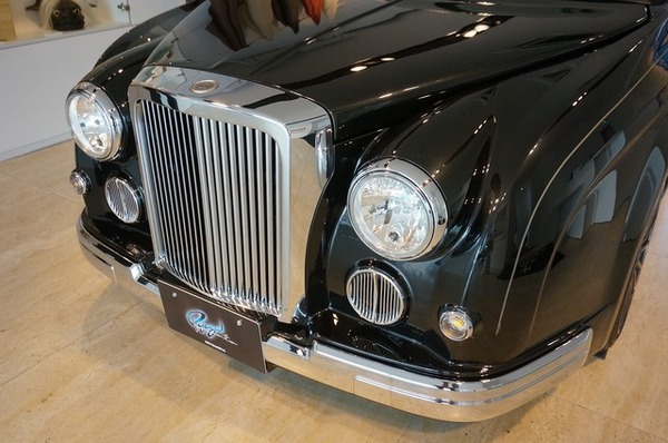 光岡自動車 リューギ ヤマト