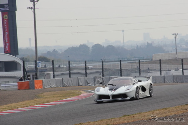 フェラーリ FXX K