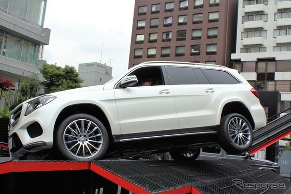 メルセデスベンツ  GLS