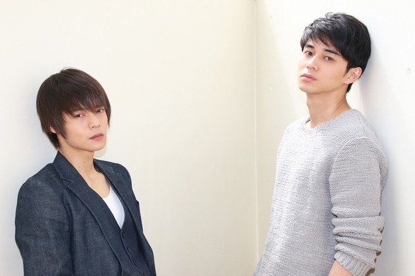『ヒーローマニア-生活-』東出昌大＆窪田正孝／photo：Takashi Tokita