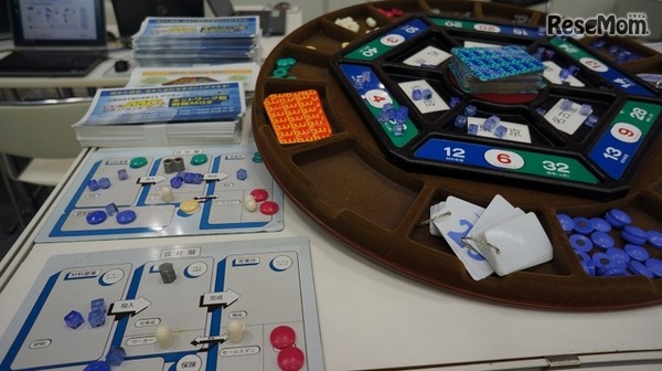 手作りのようなゲーム教材も（戦略MG研究所）