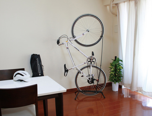 縦＆横置き収納できる「自立式自転車専用スタンド」発売