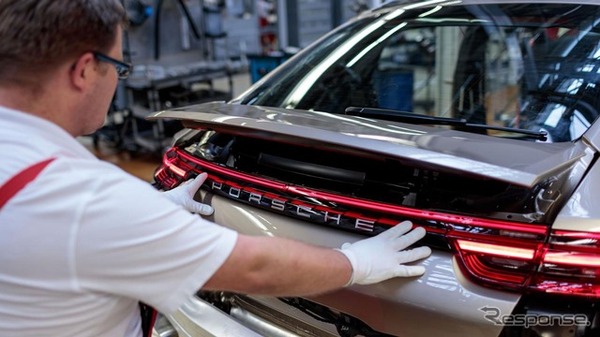 ドイツ・ライプツィヒ工場で一貫生産されるポルシェ パナメーラ 新型