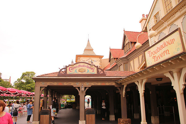 キャプテンフックス・ギャレーin東京ディズニーランド
