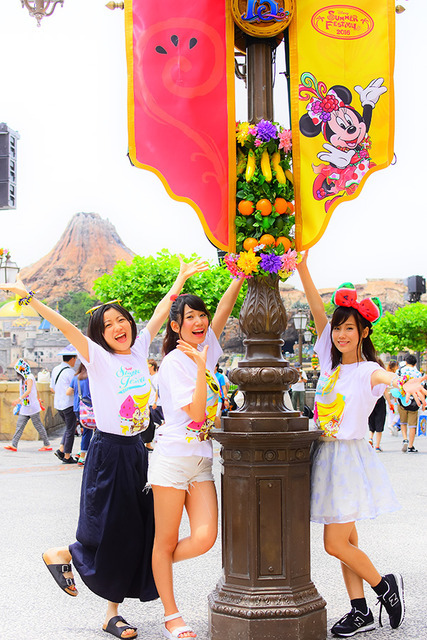 「ディズニー・サマーフェスティバル」装飾