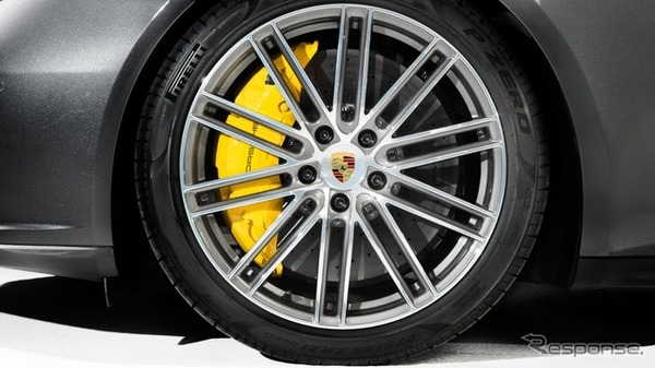 ポルシェ パナメーラ 新型