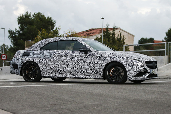 メルセデス AMG C63 カブリオレ スクープ写真