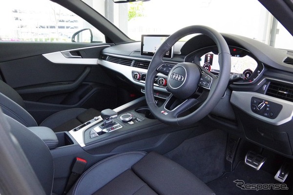アウディ A4アバント 2.0TFSI スポーツ