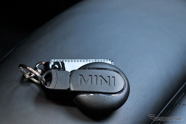 MINI クーパーD  5ドア