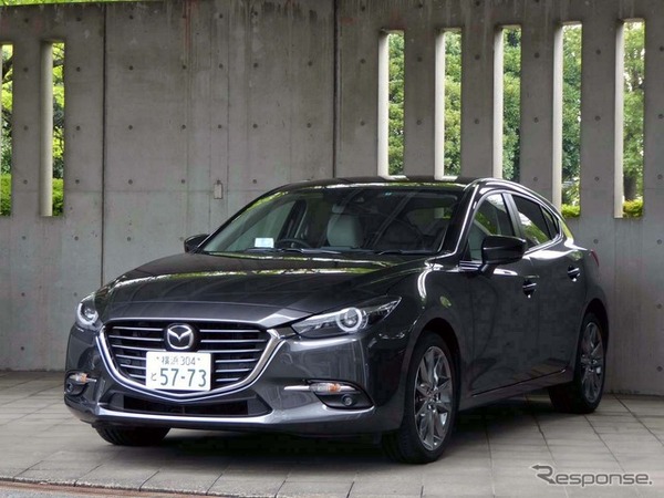 “ビッグマイナー”とも言うべき改良が加えられた新型アクセラ