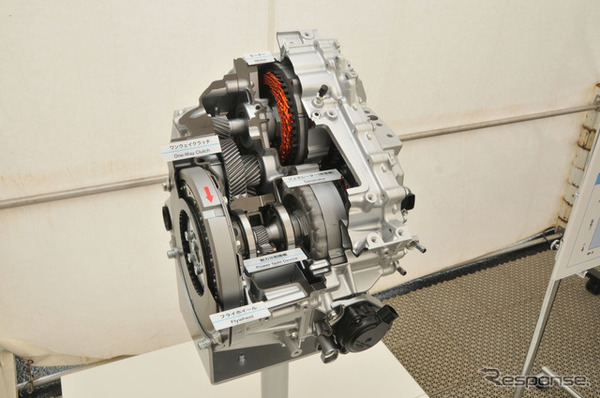 トヨタ プリウスPHV 新型