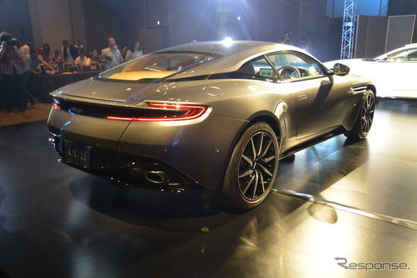 アストンマーティン DB11