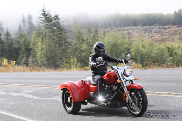 ストリップ仕様としたハーレーの新型トライク『FREE WHEELER（フリーウィーラー）』