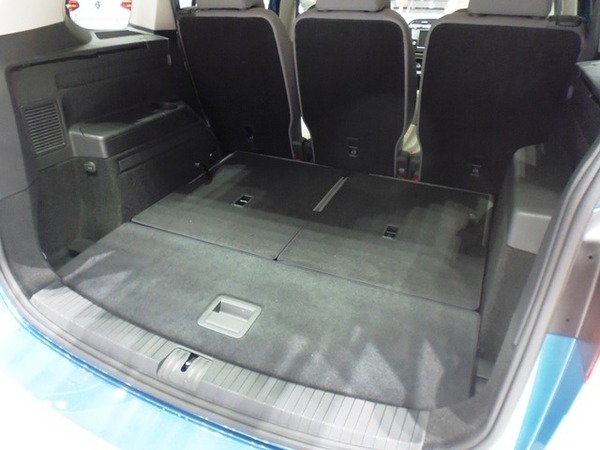 VW ゴルフ トゥーラン（東京モーターショー15）