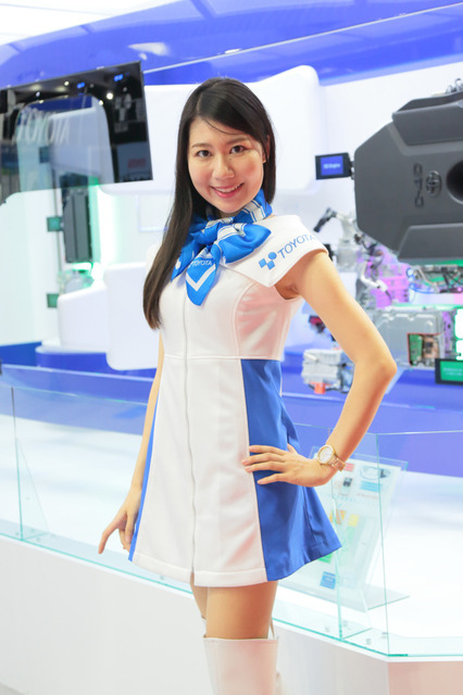 豊田自動織機ブースより（東京モーターショー15）