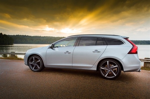 ボルボ V60
